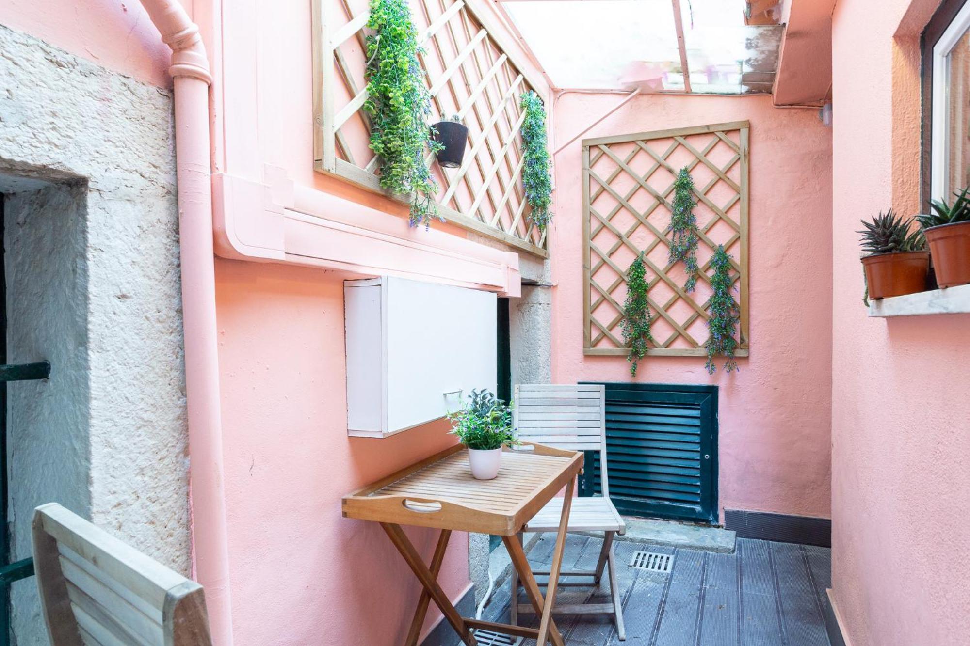 Camoes Lounge Apartment W/Courtyard Lisboa Exterior foto